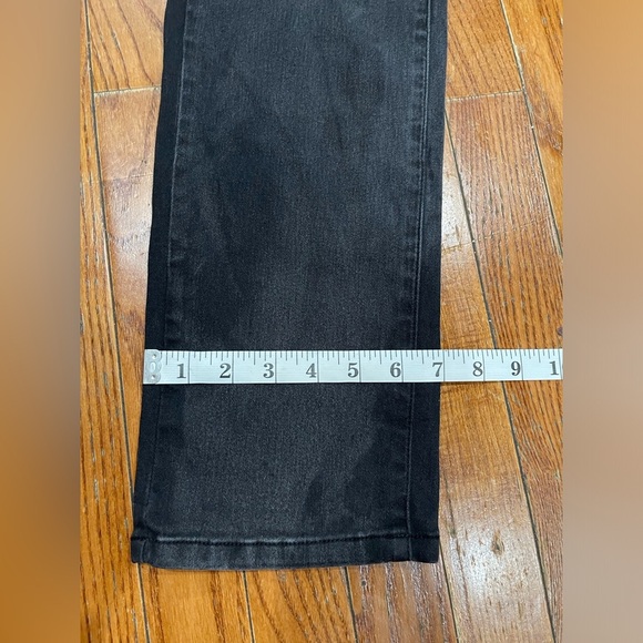 Classic Black Skinny Jeans for Men - Picture 7 of 16